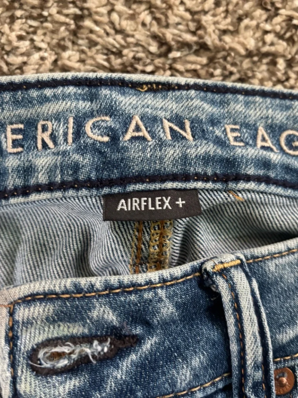 American Eagle Men’s 28x28 Distressed Jeans